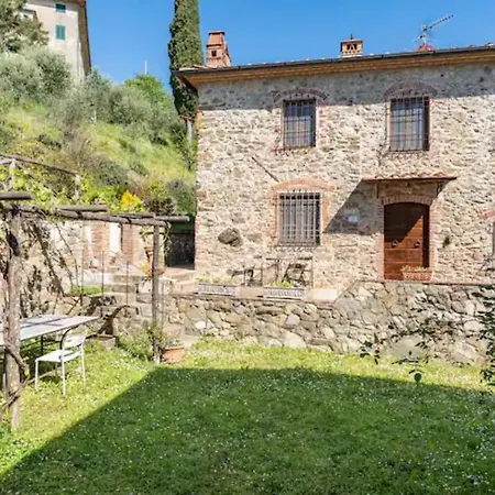 Pera By Nicola Real Estate Corsanico-Bargecchia