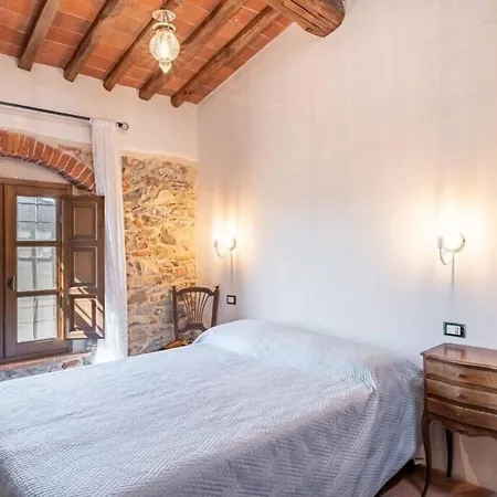 Holiday home Pera By Nicola Real Estate Corsanico-Bargecchia
