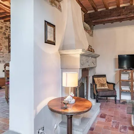 Pera By Nicola Real Estate * Corsanico-Bargecchia