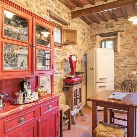 Pera By Nicola Real Estate Holiday home Corsanico-Bargecchia